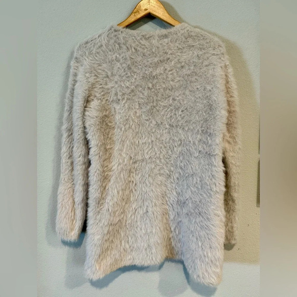 Free People Light Grey Fuzzy Faux Fur Open Cardigan W/Pockets Oversized XSmall - Picture 2 of 3